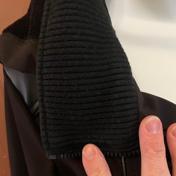 ⬇️ $39.00 ⬇️ Anne Klein Medium Black Warm Winter Peacoat. Warm detachable Hood. - Picture 6 of 12